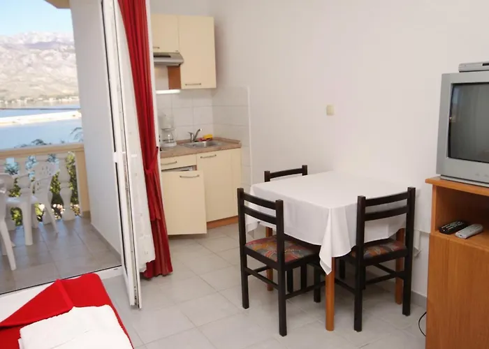 3248f * Виньерац